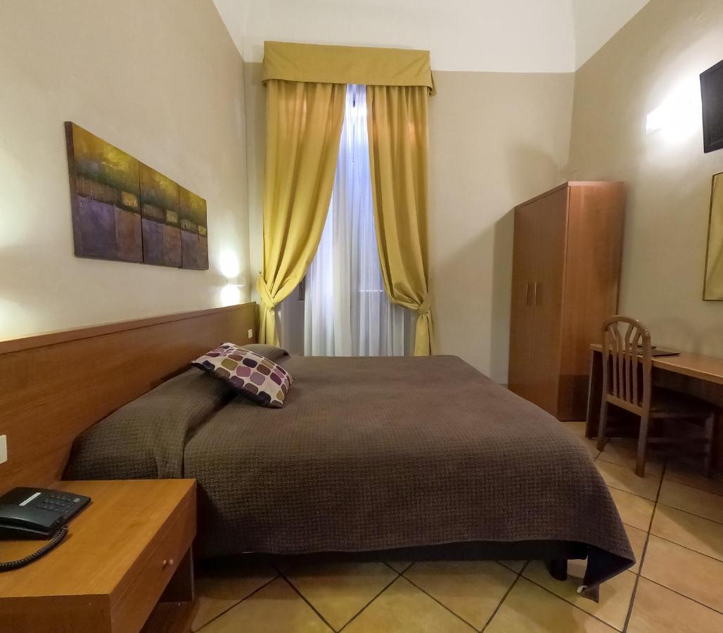 Hotel Cervia Roma Exterior foto