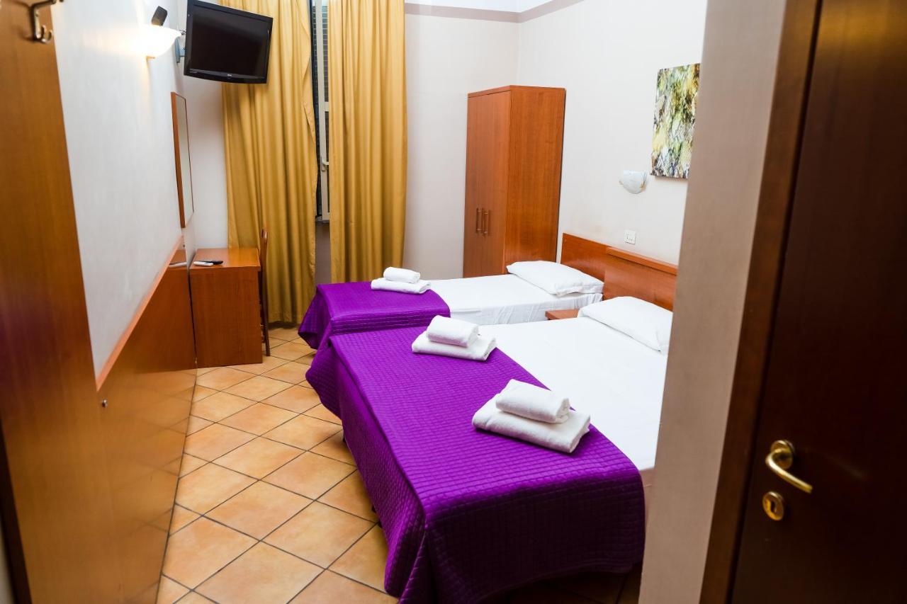 Hotel Cervia Roma Exterior foto